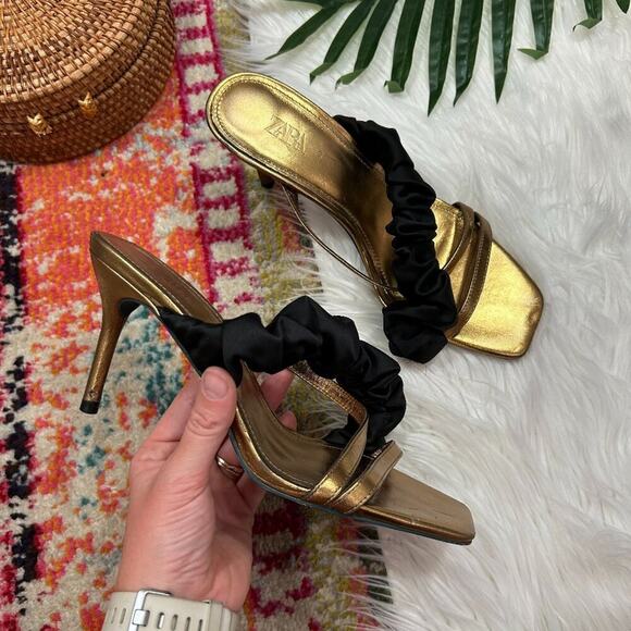 Zara Gold Black Ruffle Strappy Square Toe Heeled Sandals Heels 40 / 9 - Picture 1 of 9